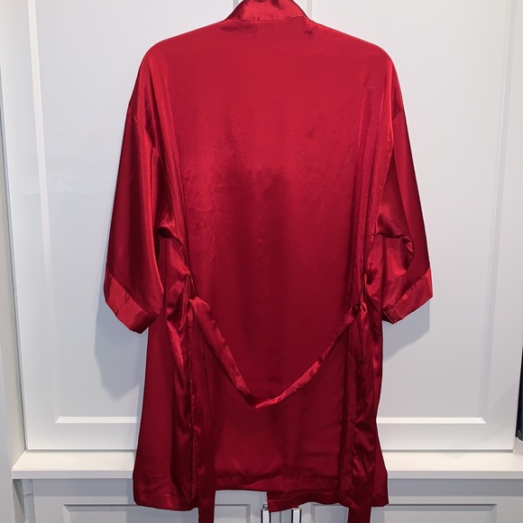 Victoria’s Secret SATIN‎ KIMONO GOWN - Picture 4 of 6